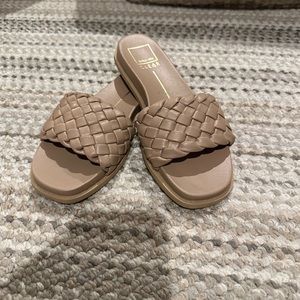 Dolce Vita Grazie Braided Slide Sandals